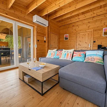 Chalet cosy, proche lac&plage *